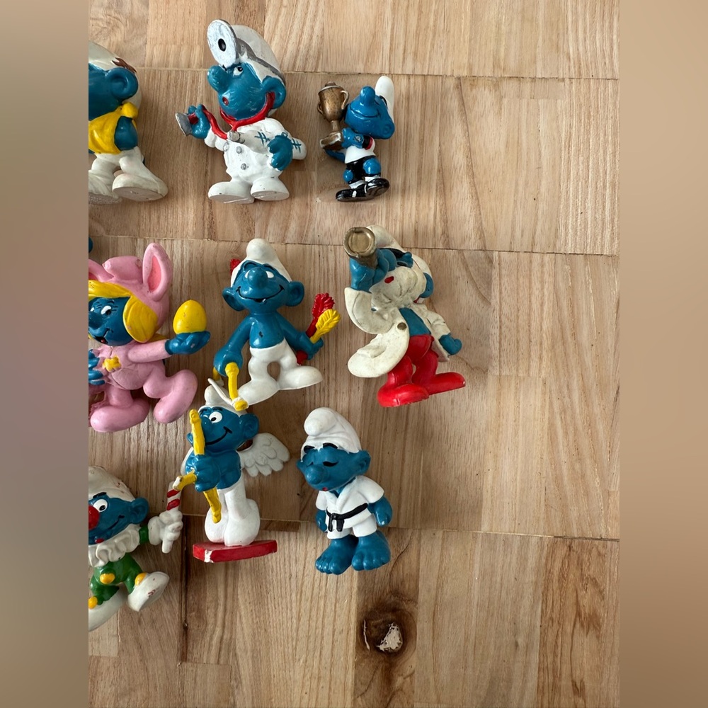 Schleich Smurf Vintage Figurines 1970’s-80’s 16 Piece Miniature PVC Collectibles - Picture 4 of 7